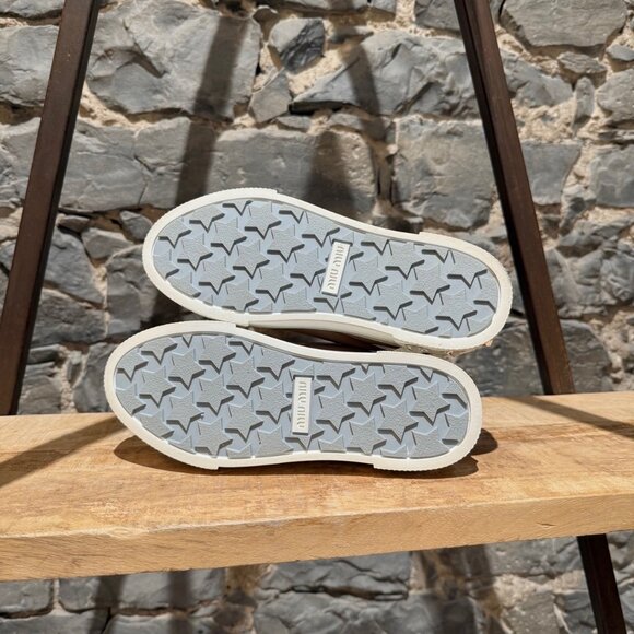 Miu Miu Pink Patent Crystal Heel Platform Sneakers - Picture 12 of 12